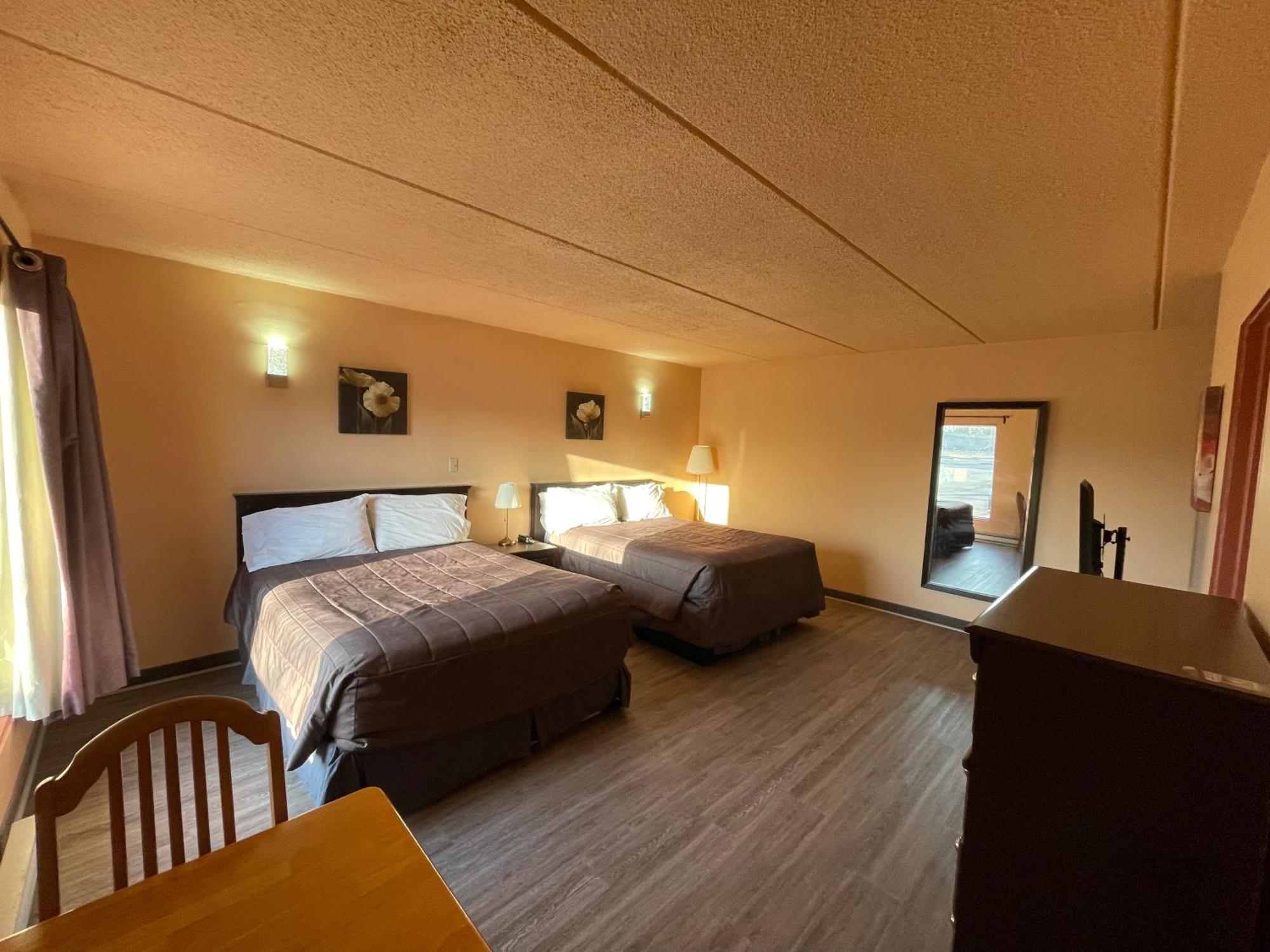 סנט-אוסטאש Motel St-Eustache מראה חיצוני תמונה